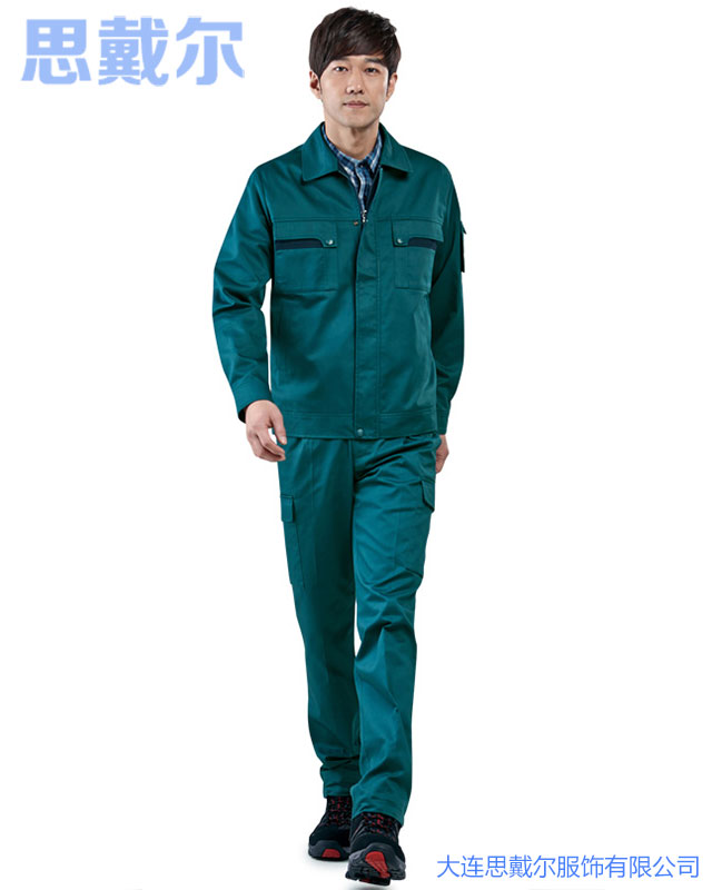 滌棉工作服出汗有臭味,滌棉工作服為什么受到企業(yè)歡迎